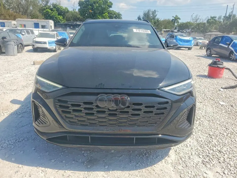 2024 AUDI Q8 E-TRON PRESTIGE  