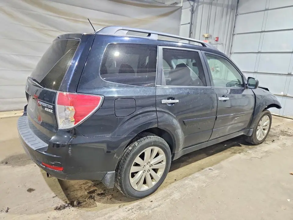 2012 SUBARU FORESTER LIMITED  