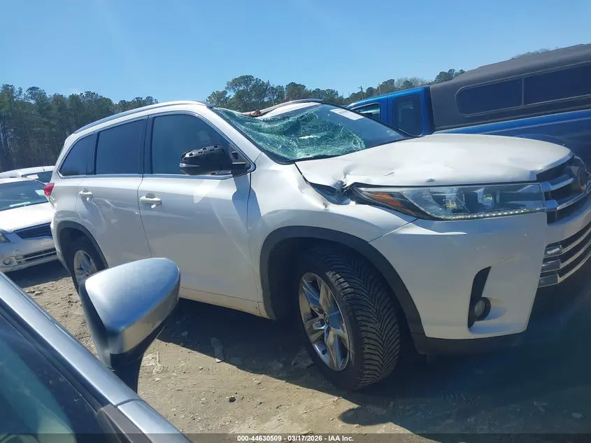 2017 TOYOTA HIGHLANDER LIMITED