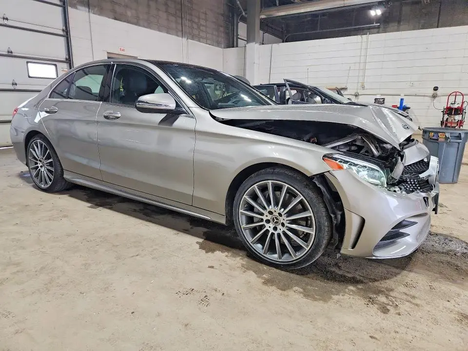 2019 MERCEDES-BENZ C 300 4MATIC  