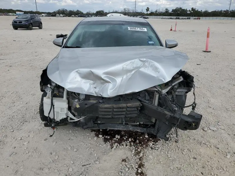 2016 TOYOTA AVALON XLE  