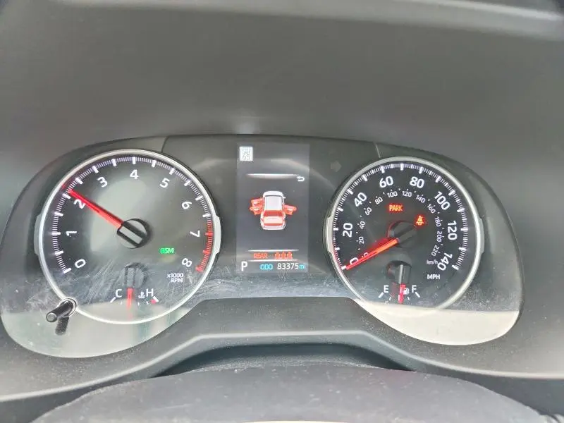 2022 TOYOTA RAV4 XLE  