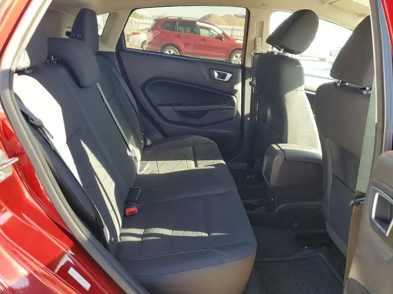 2015 FORD FIESTA SE  