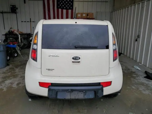 2010 KIA SOUL +