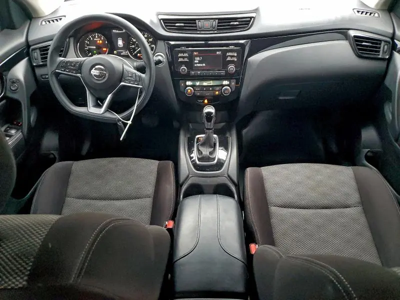 2017 NISSAN ROGUE SPORT S  