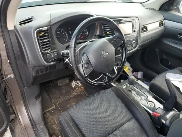 2017 MITSUBISHI OUTLANDER ES  