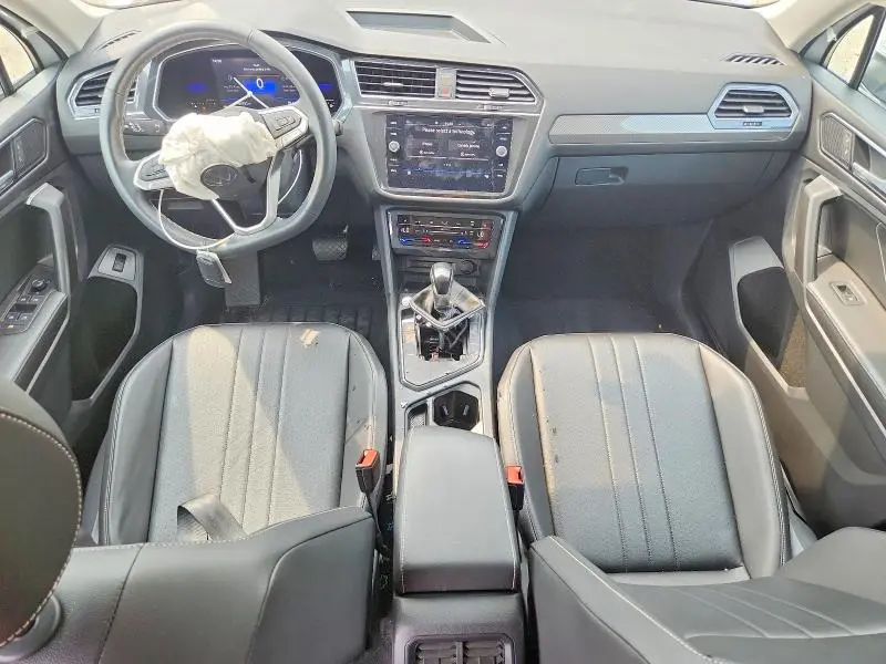2022 VOLKSWAGEN TIGUAN SE  