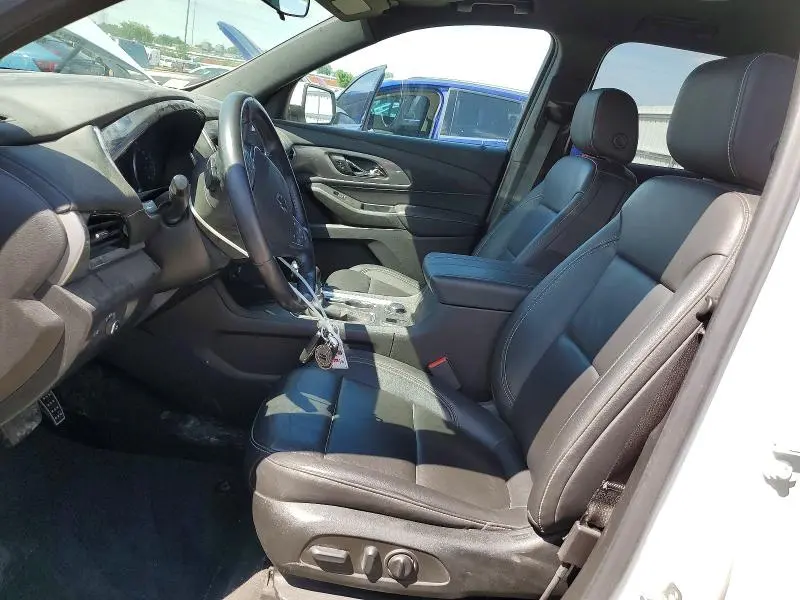 2022 CHEVROLET TRAVERSE LT  