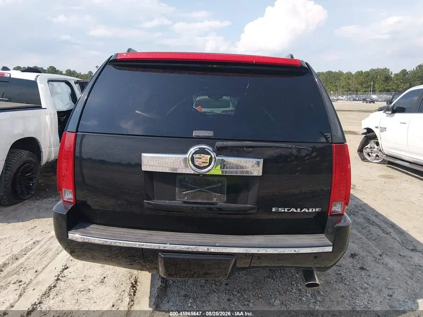 2013 CADILLAC ESCALADE ESV LUXURY
