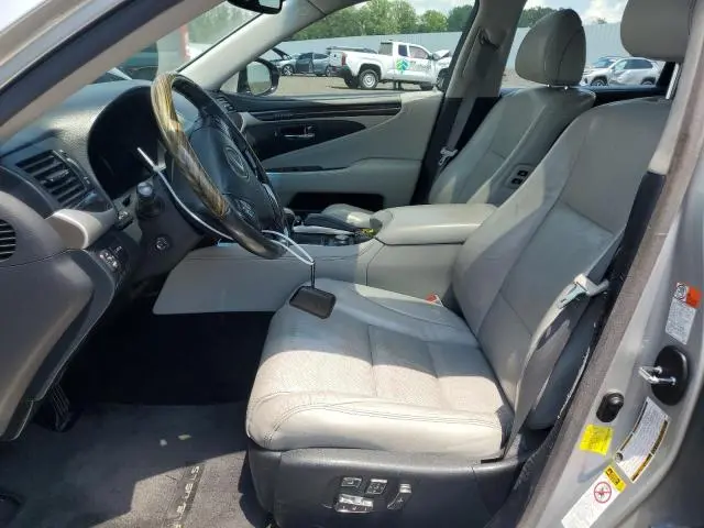 2015 LEXUS LS 460  