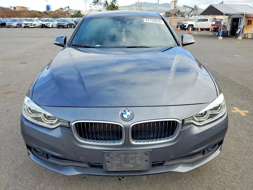 2017 BMW 320 I  