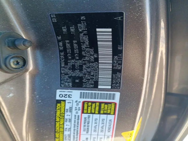 2020 TOYOTA SIENNA XLE  