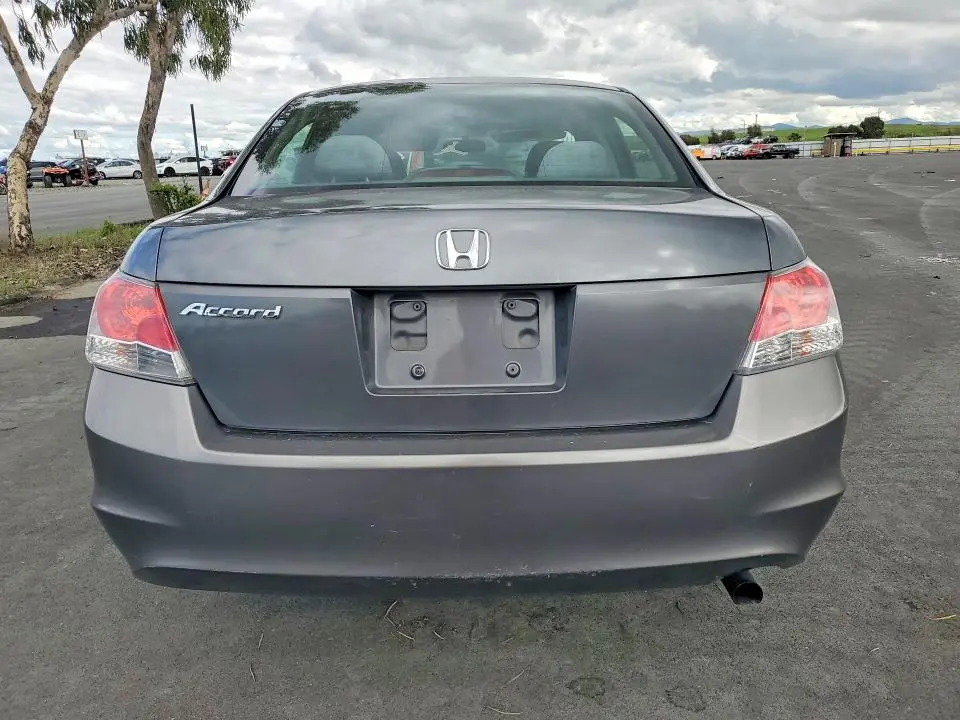 2010 HONDA ACCORD LX  