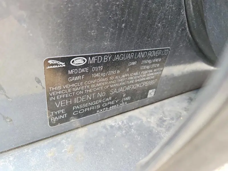 2019 JAGUAR XE PREMIUM  