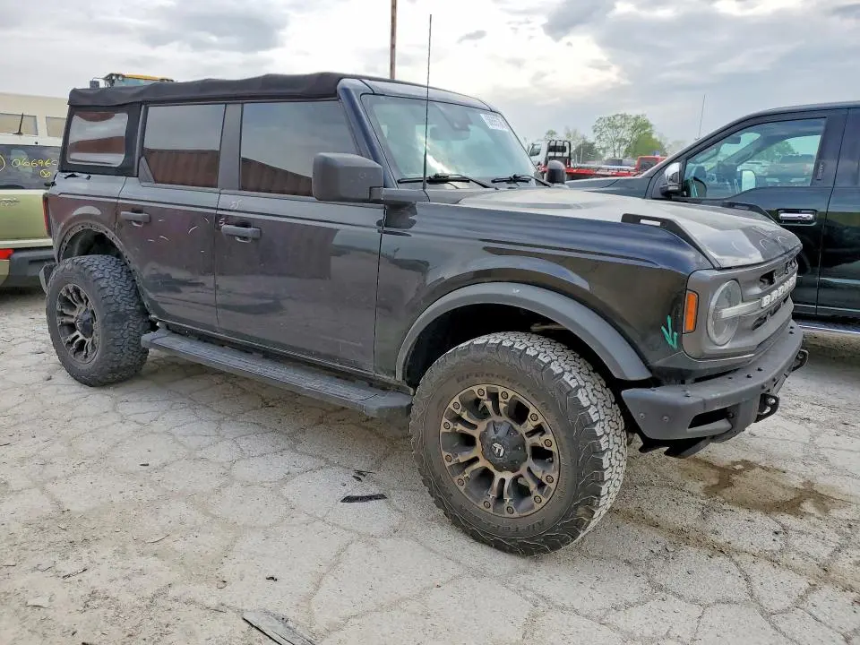 2022 FORD BRONCO BASE  
