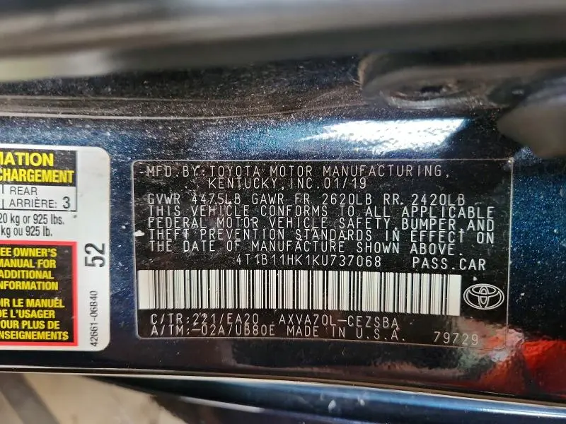 2019 TOYOTA CAMRY SE  