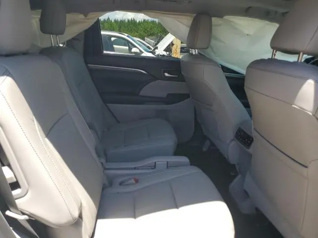 2019 TOYOTA HIGHLANDER LIMITED  