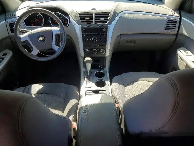 2011 CHEVROLET TRAVERSE LS  