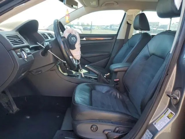 2014 VOLKSWAGEN PASSAT SEL