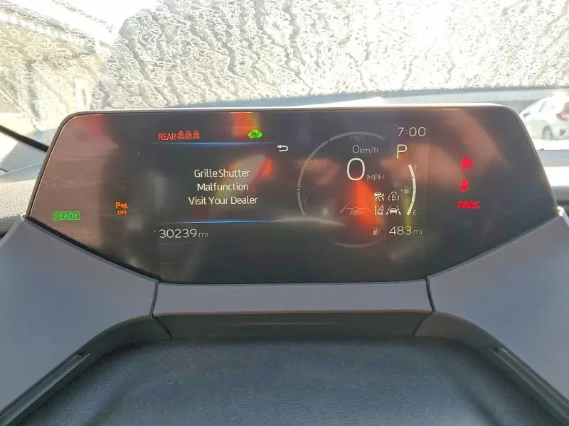 2025 TOYOTA PRIUS LE  