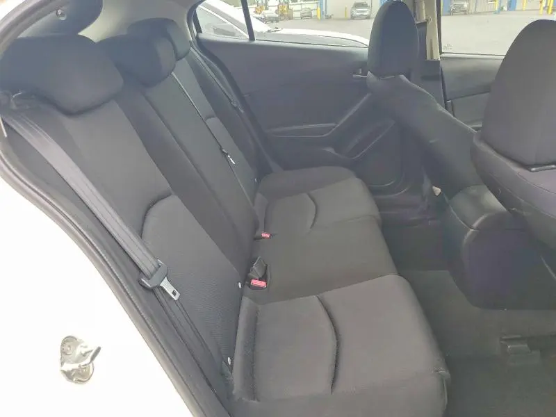 2015 MAZDA 3 SPORT  