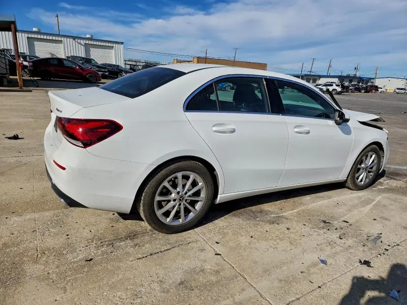 2019 MERCEDES-BENZ A 220 4MATIC  