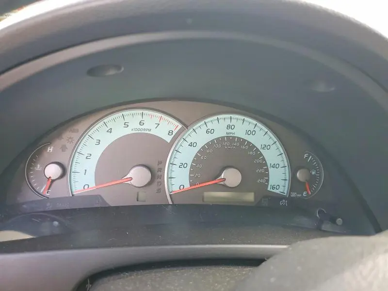 2011 TOYOTA CAMRY SE V6  