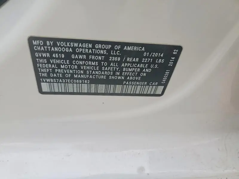 2014 VOLKSWAGEN PASSAT SE  