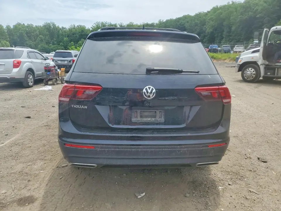 2021 VOLKSWAGEN TIGUAN S  