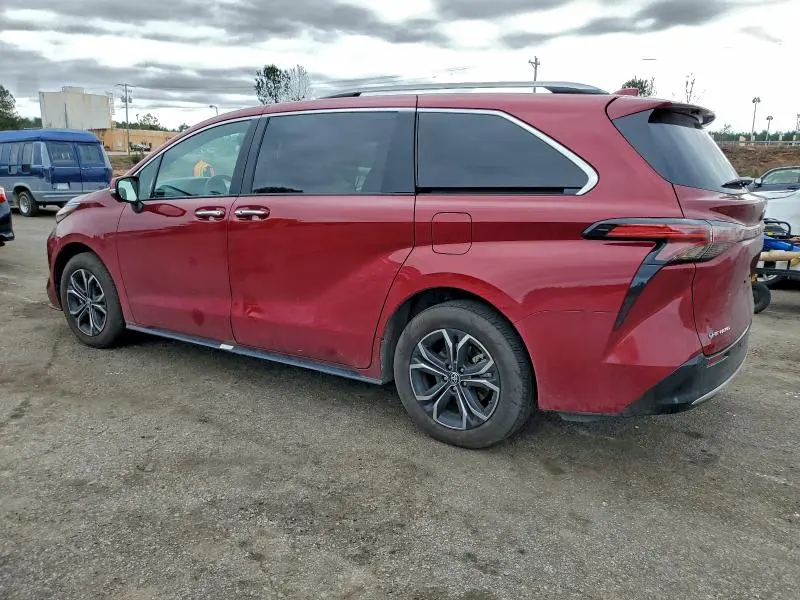 2025 TOYOTA SIENNA LIMITED  