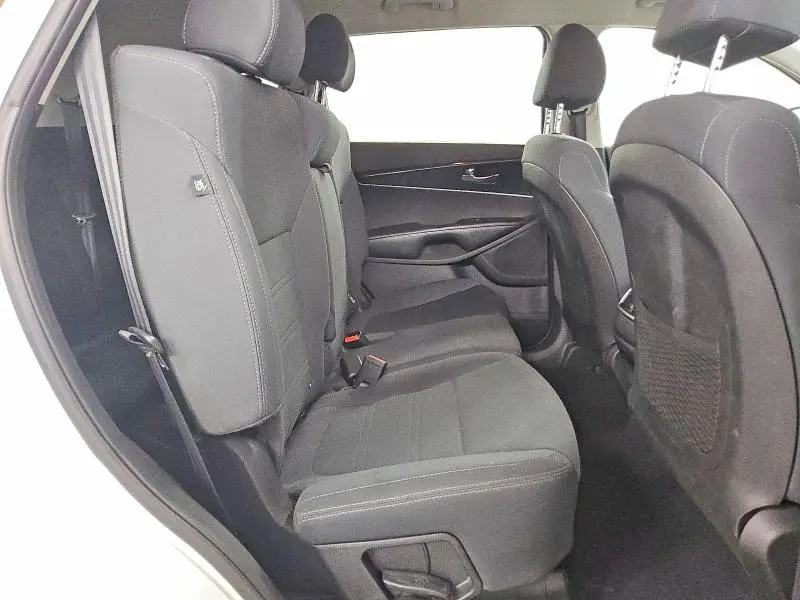 2019 KIA SORENTO LX V6  