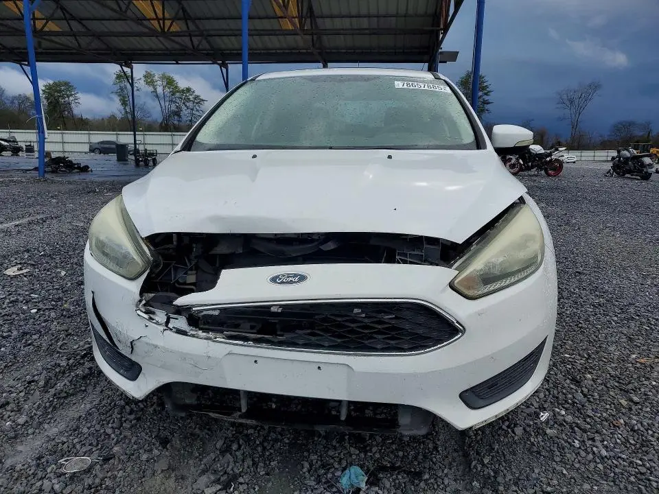 2016 FORD FOCUS SE  