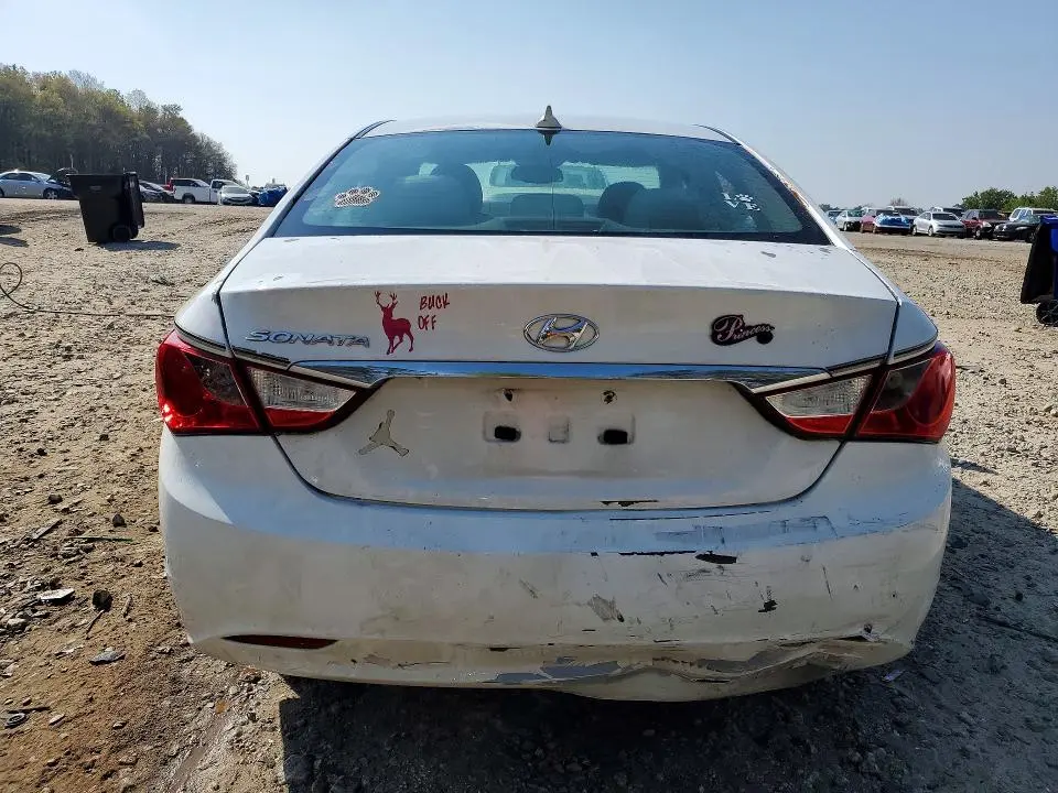 2012 HYUNDAI SONATA GLS  
