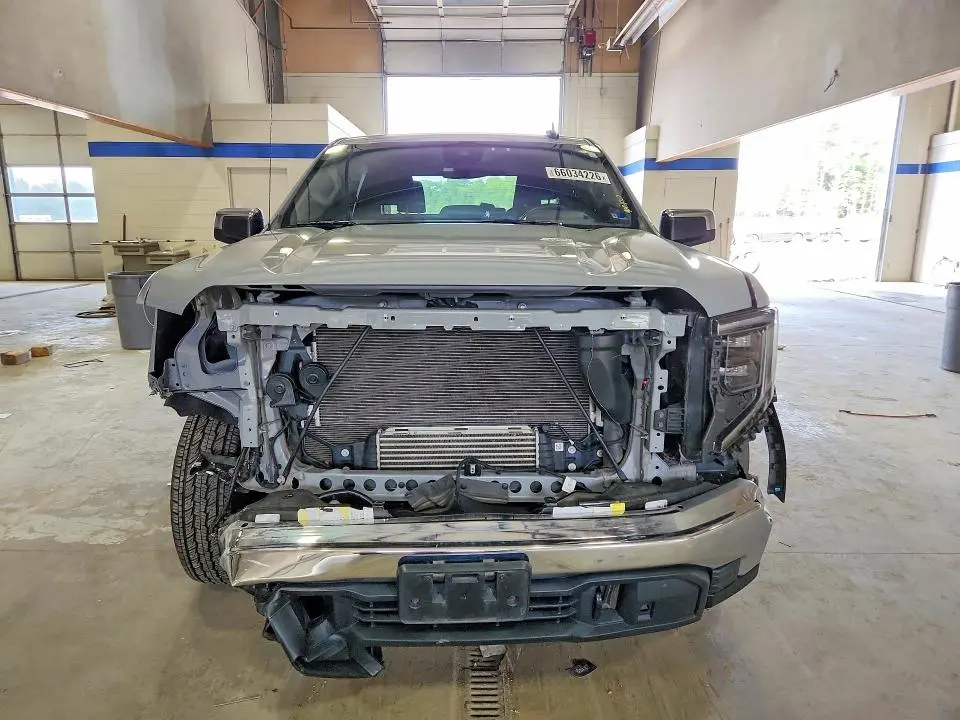 2024 GMC SIERRA K1500 SLE  