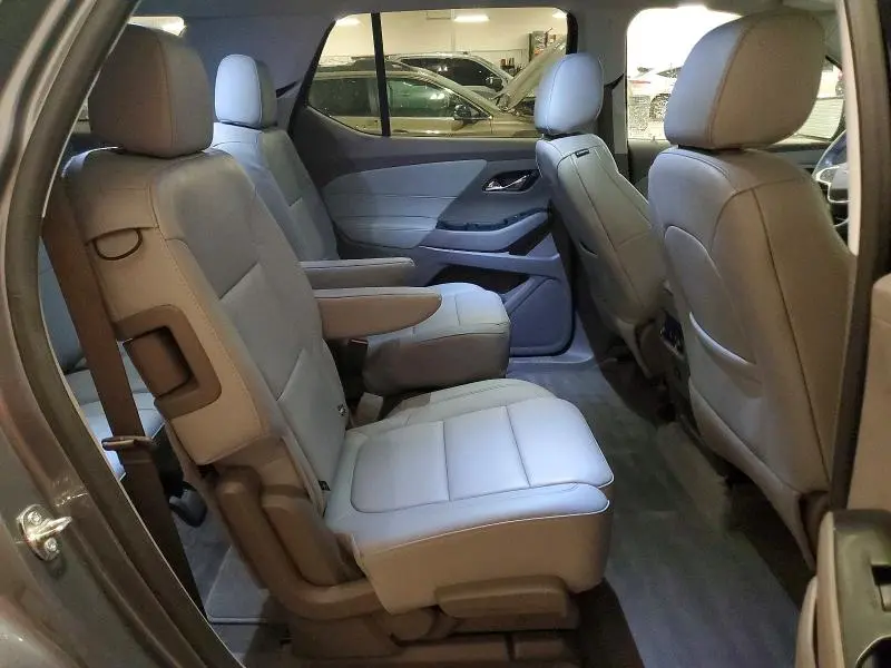 2020 CHEVROLET TRAVERSE LT  