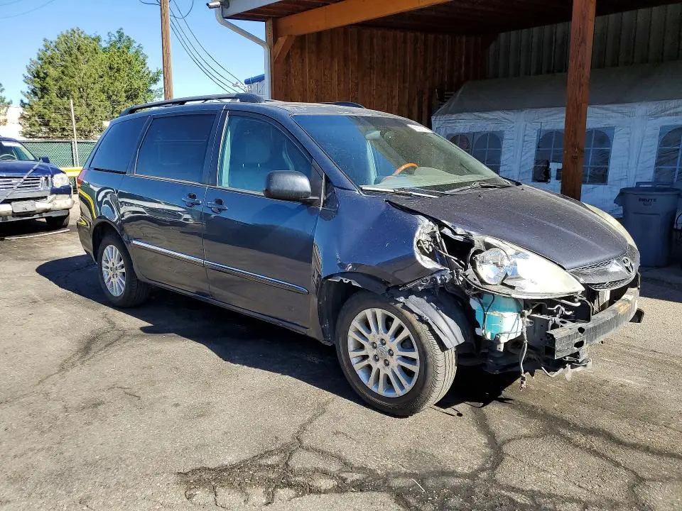 2010 TOYOTA SIENNA XLE LIMITED  