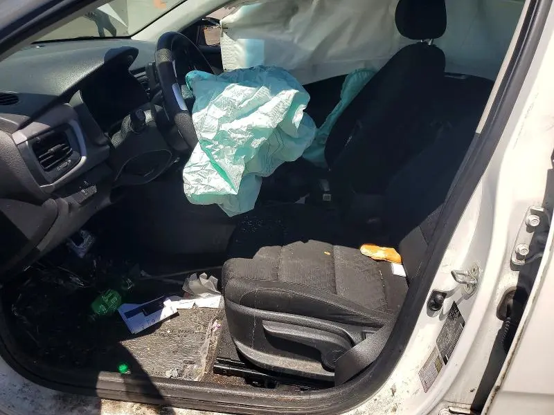 2018 KIA RIO S  