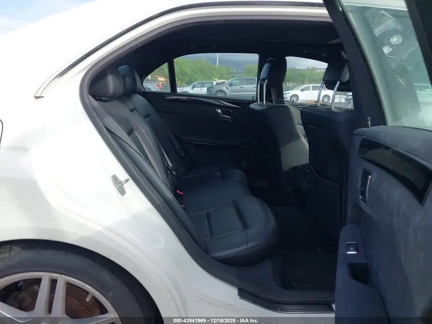 2010 MERCEDES-BENZ E 350  