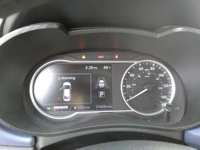 2023 NISSAN VERSA SV  