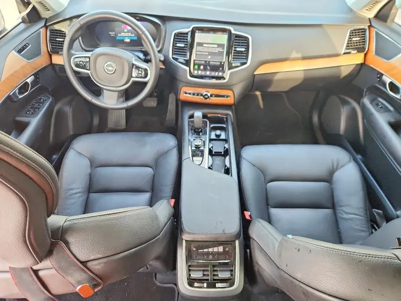 2025 VOLVO XC90 PLUS  