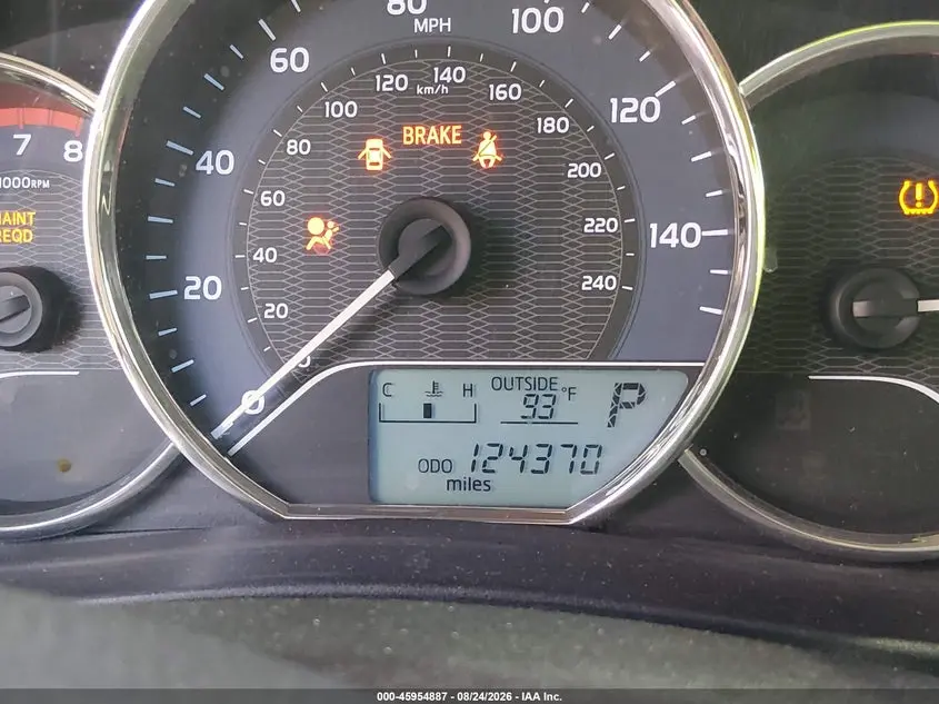 2016 TOYOTA COROLLA LE