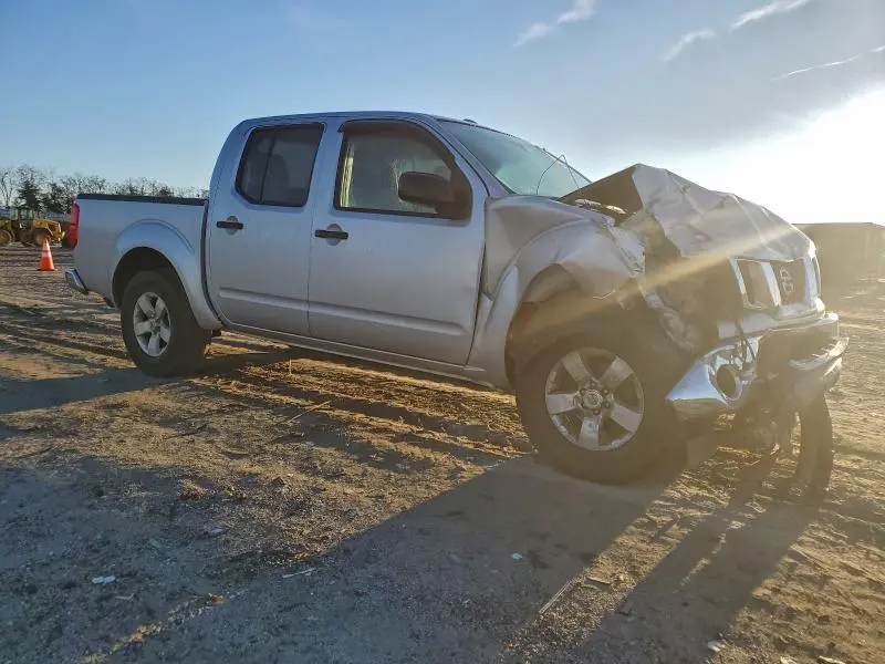 2011 NISSAN FRONTIER S  