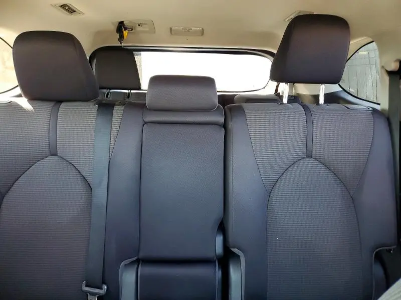 2020 TOYOTA HIGHLANDER L  