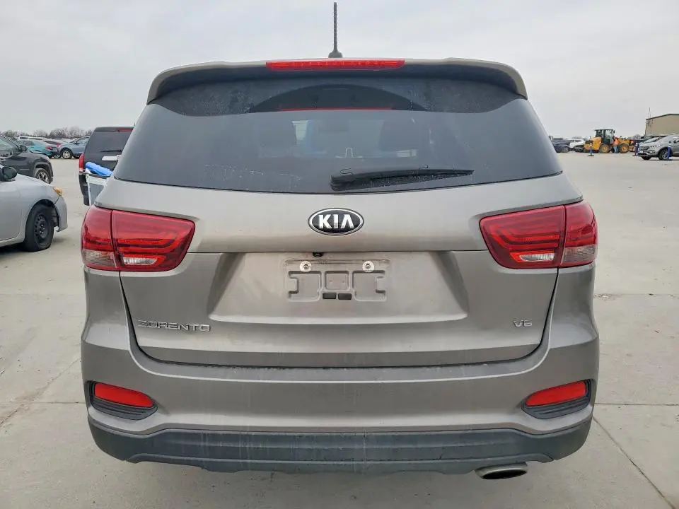2019 KIA SORENTO LX V6  