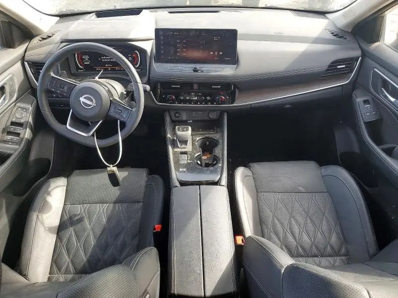 2024 NISSAN ROGUE PLATINUM  