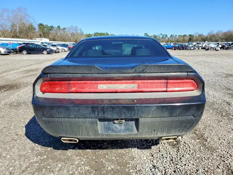 2013 DODGE CHALLENGER SXT  