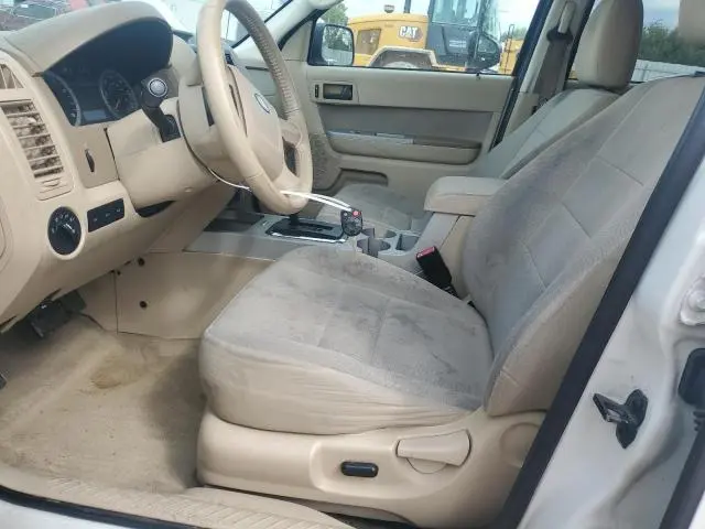 2011 FORD ESCAPE XLT