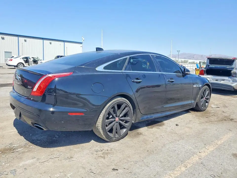 2017 JAGUAR XJ   