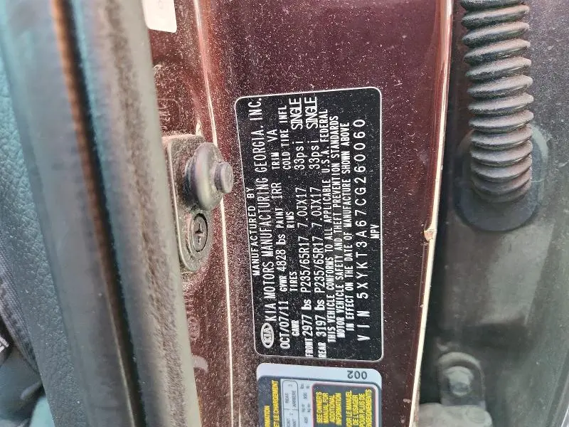 2012 KIA SORENTO LX  