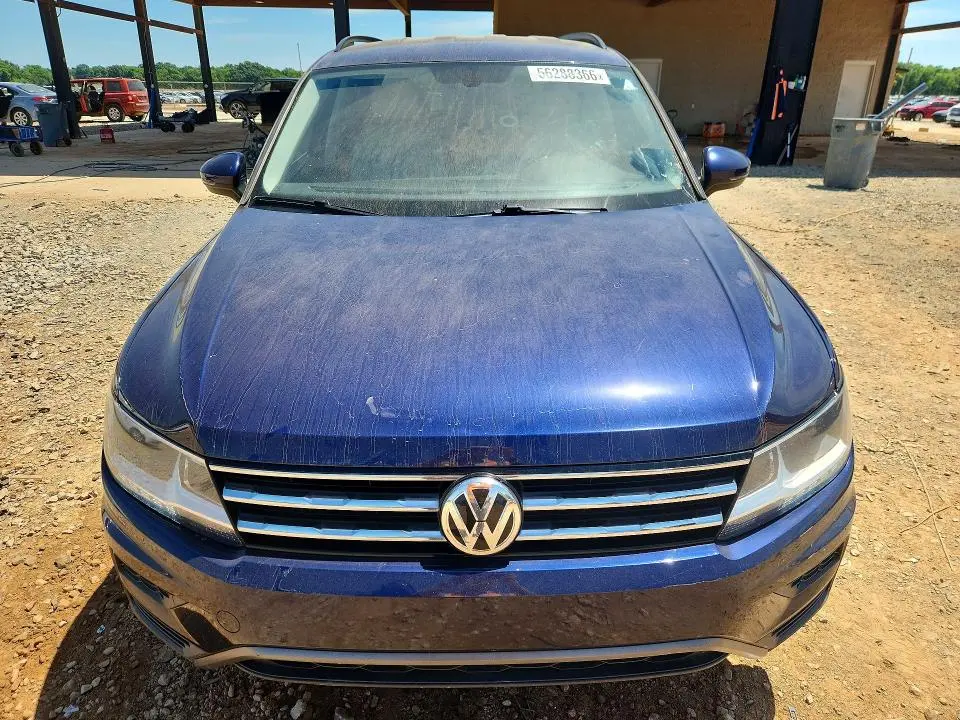 2021 VOLKSWAGEN TIGUAN SE  